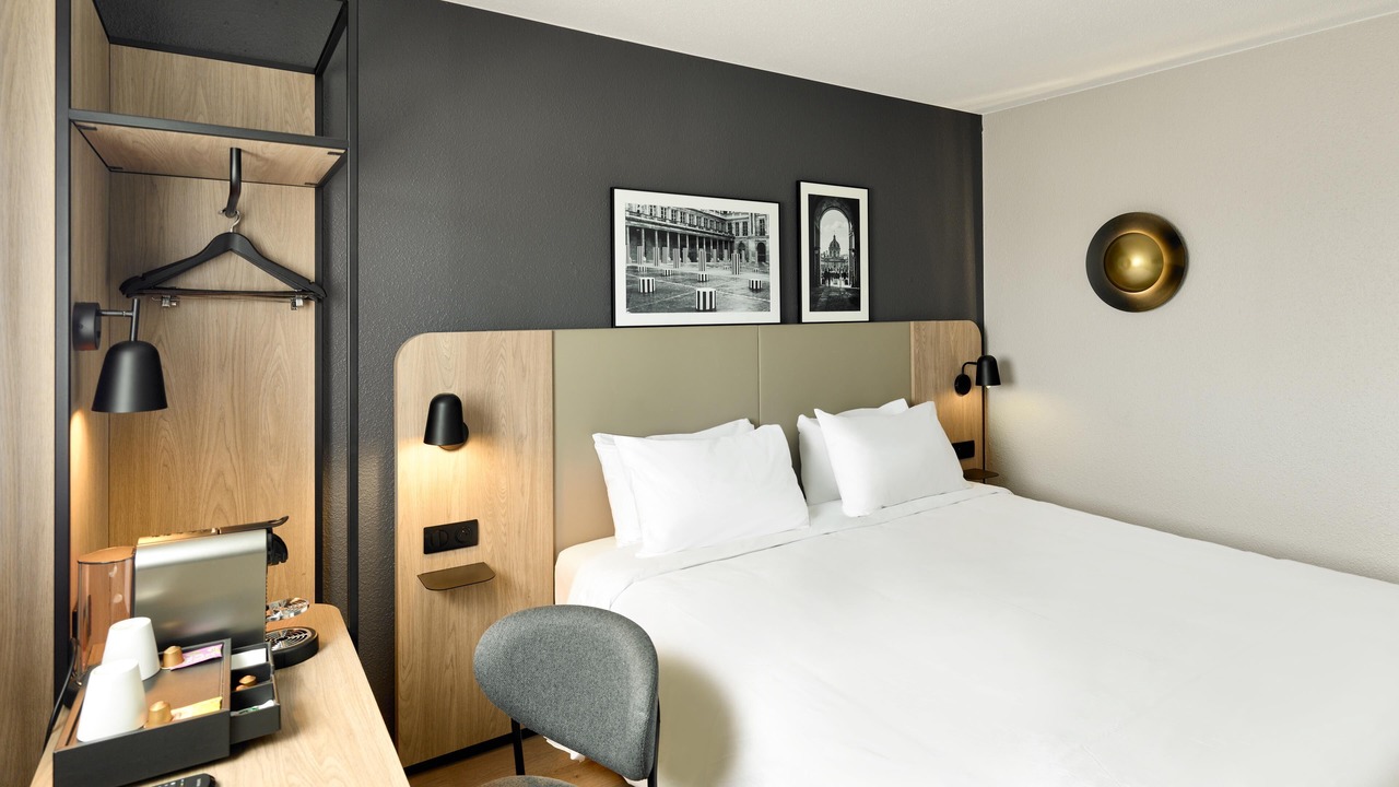 Photo of Bedroom in Bagnolet