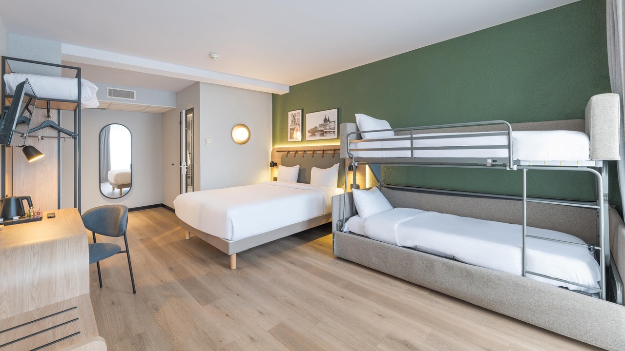 Photo of Bedroom in Bagnolet