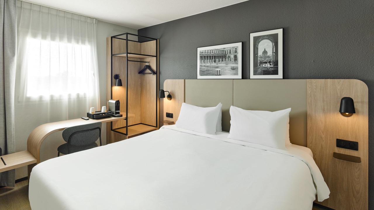 Photo of Bedroom in Bagnolet