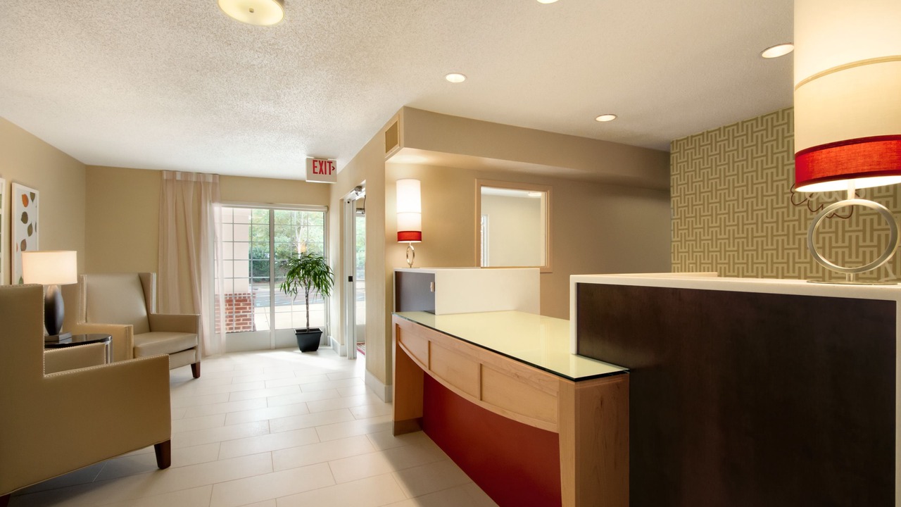 Photo of Livingroom in Schaumburg