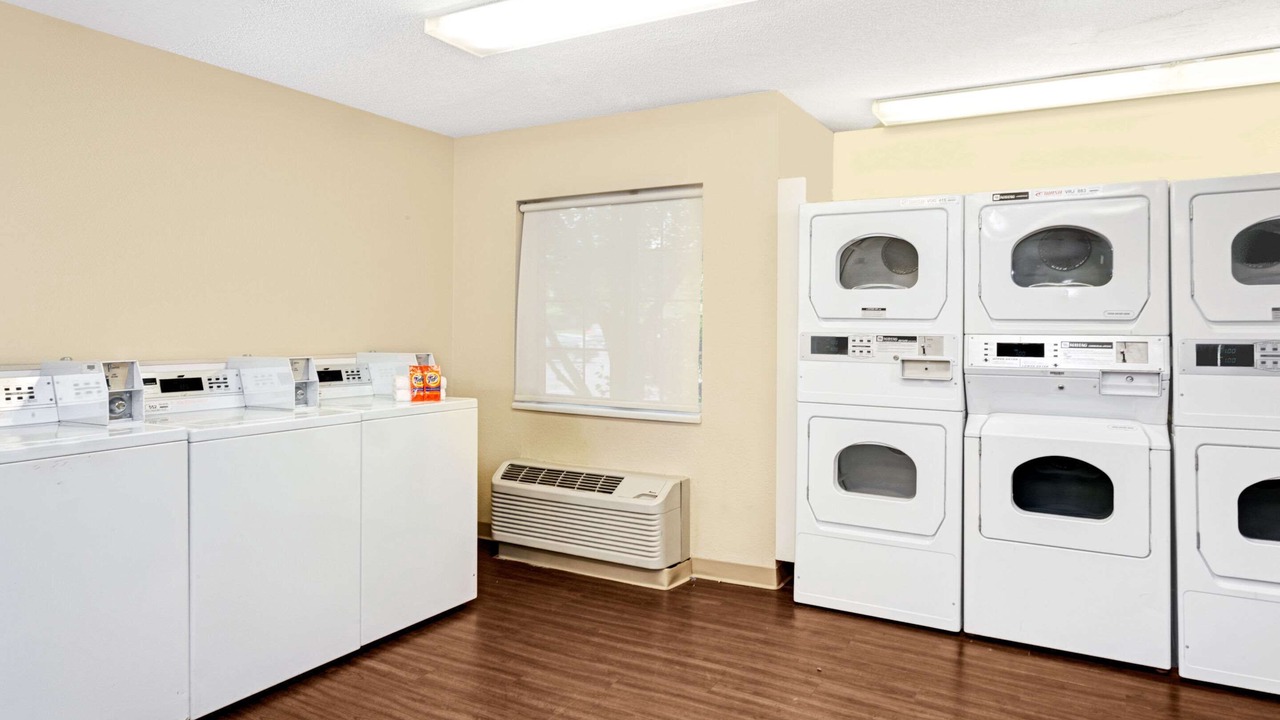 Photo of Bedroom in Hoffman Estates
