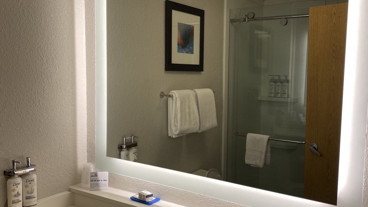 Photo of Bathroom in Metropolis