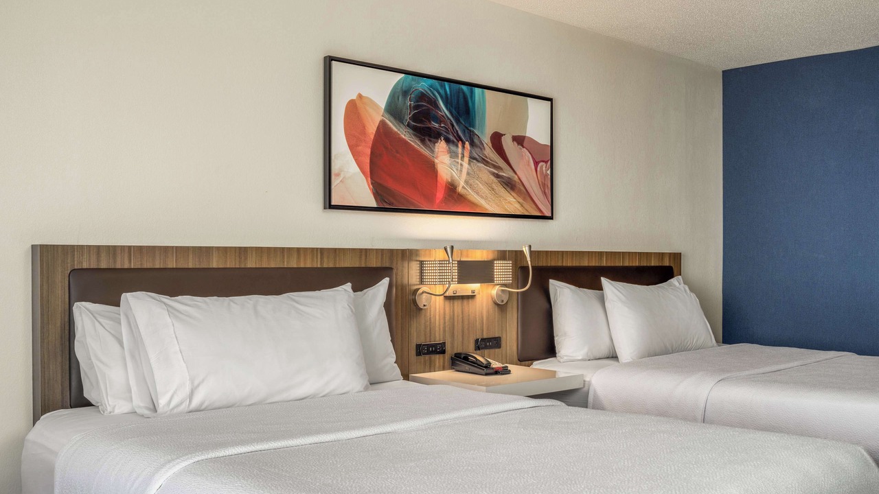 Photo of Bedroom in Oakbrook Terrace