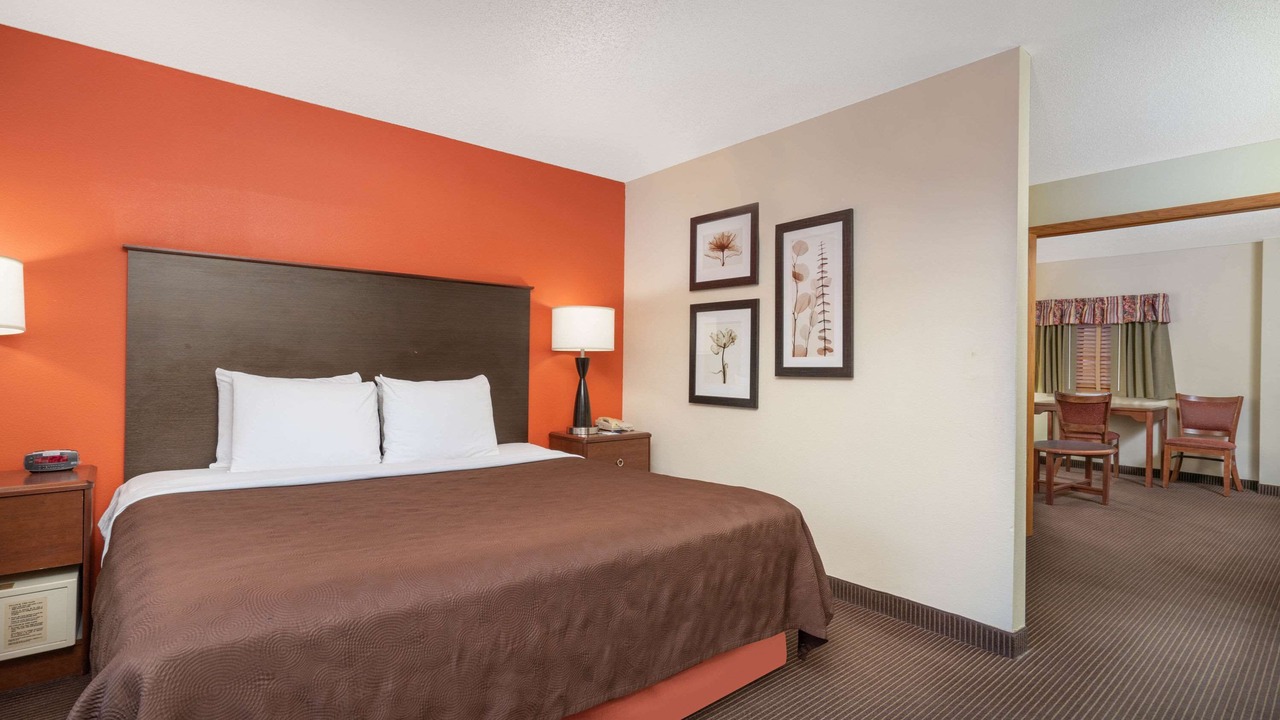 Photo of Bedroom in Coon Rapids