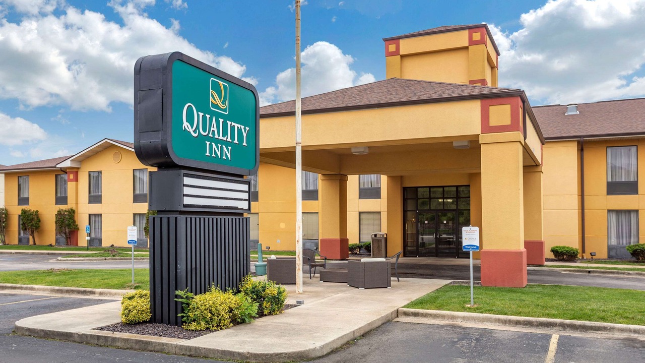 Photo of Outdoor in St. Robert