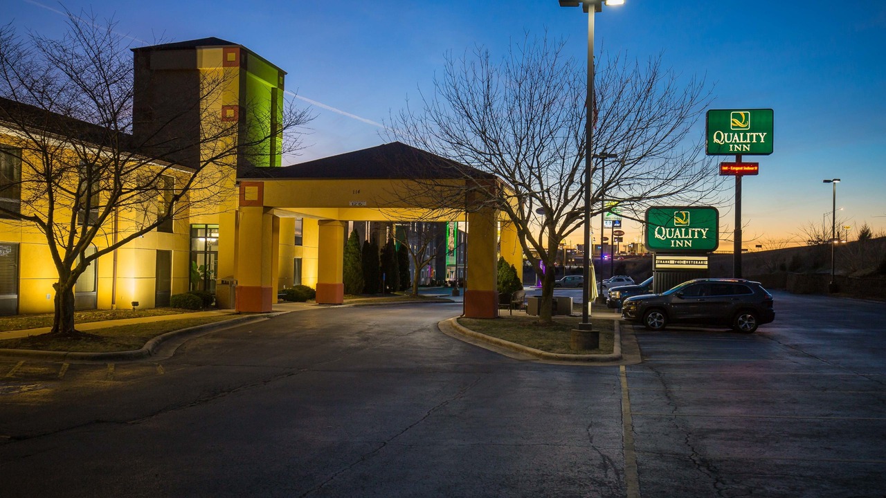 Photo of Outdoor in St. Robert