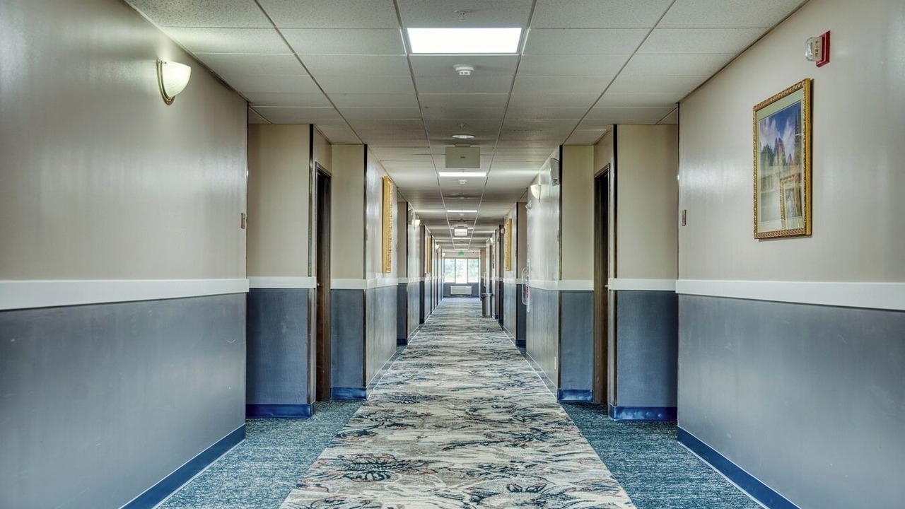 Photo of Others in Monroe