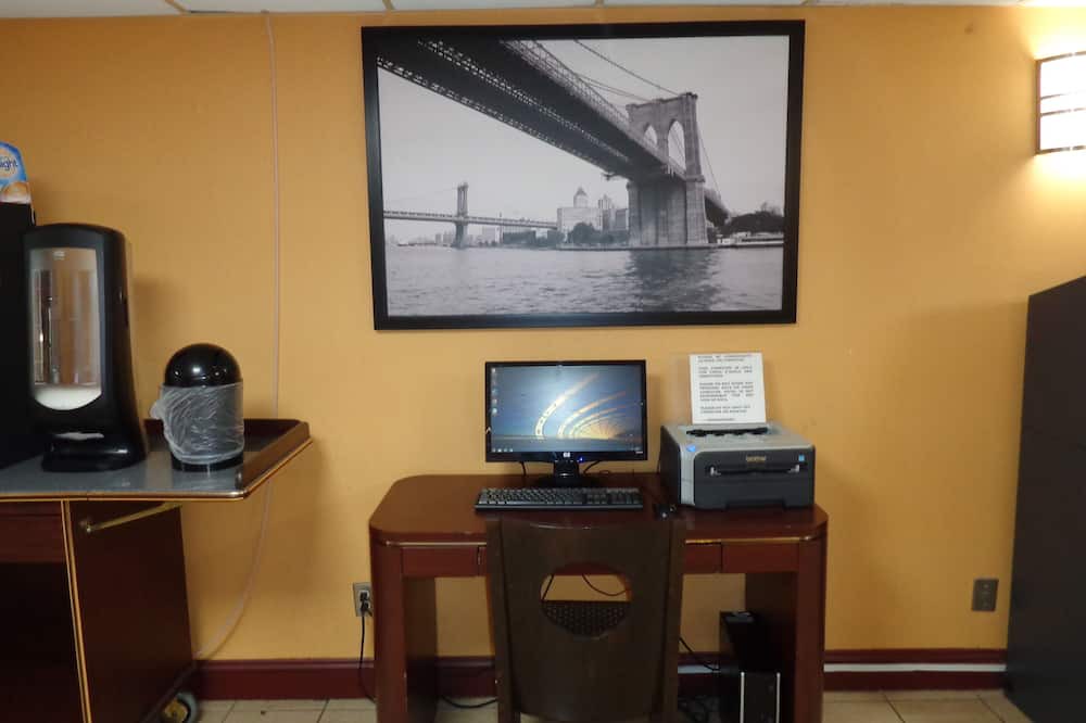 Photo of Others in Tallman