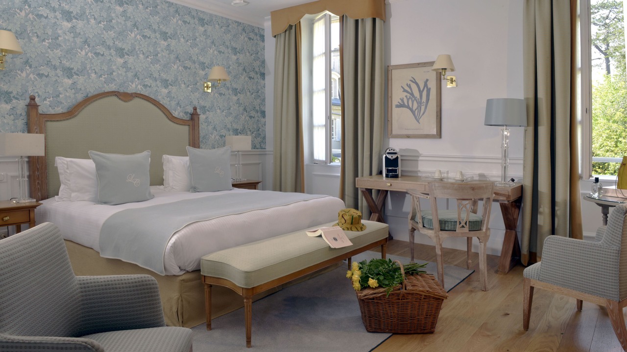 Photo of Bedroom in Commes