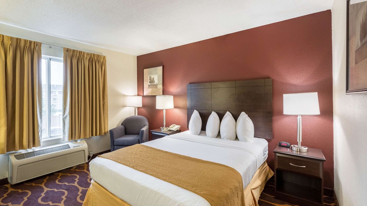 Photo of Bedroom in Kearney