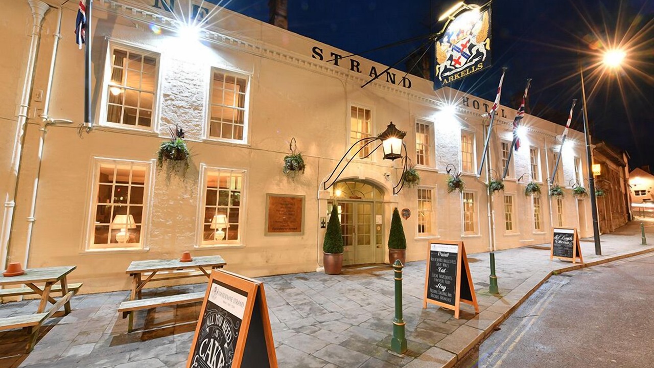 Photo of Others in Calne