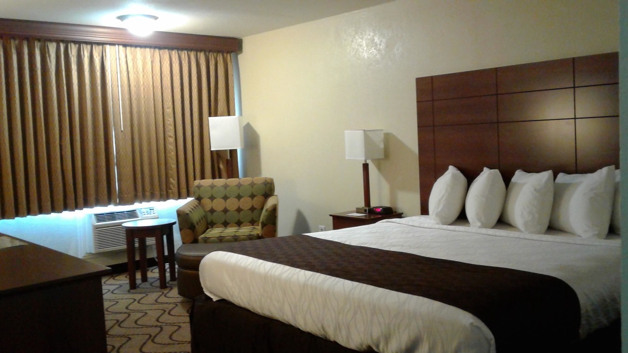 Photo of Bedroom in Nut Tree