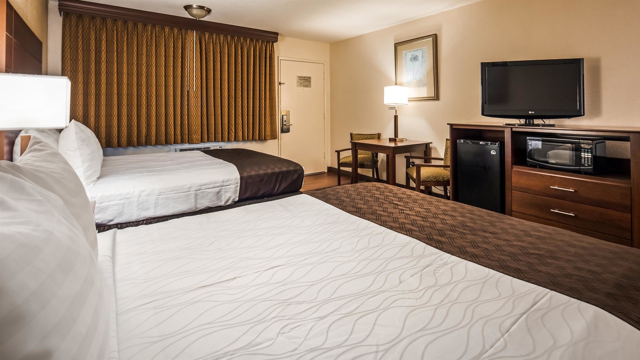 Photo of Kitchen in Nut Tree