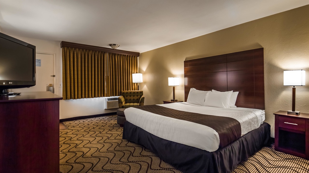 Photo of Bedroom in Nut Tree