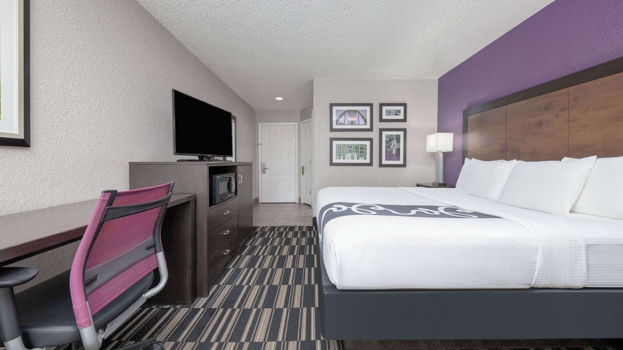 Photo of Bedroom in El Dorado