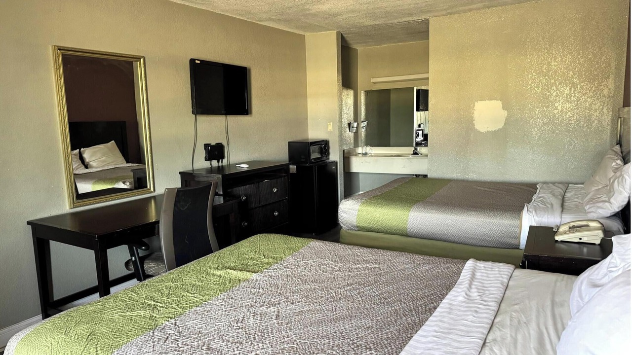 Photo of Bedroom in Forrest City