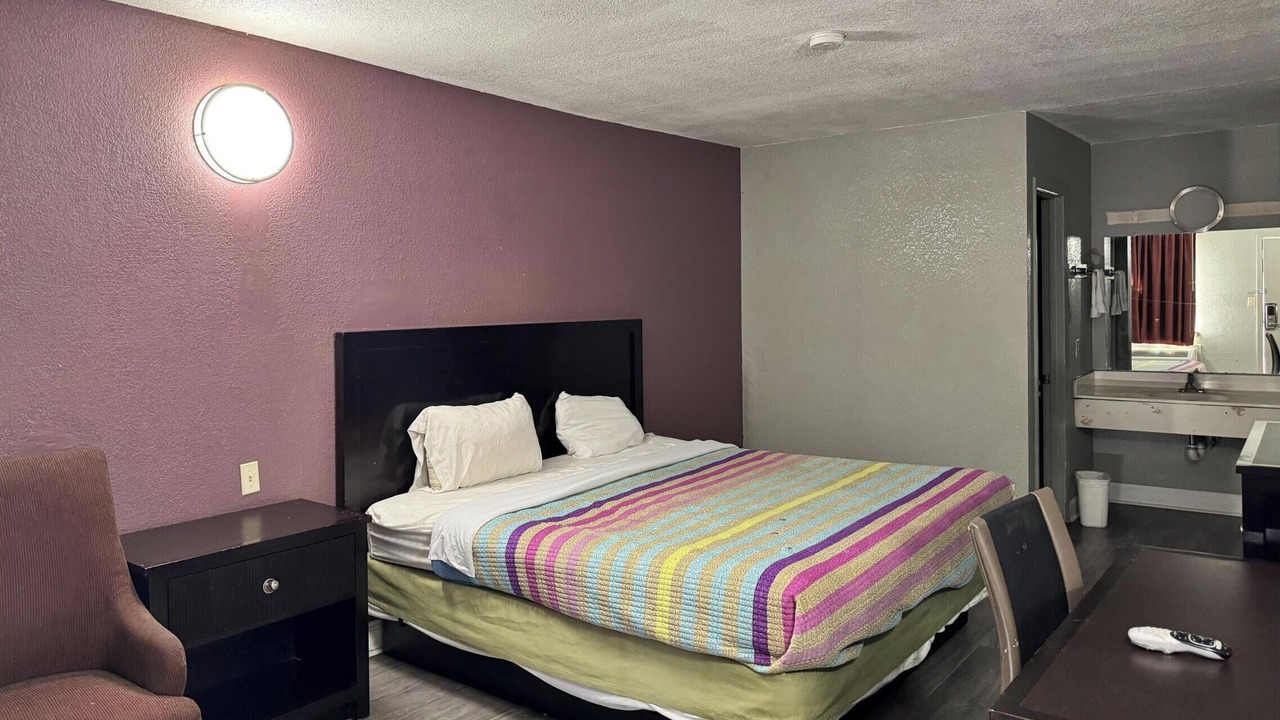 Photo of Bedroom in Forrest City
