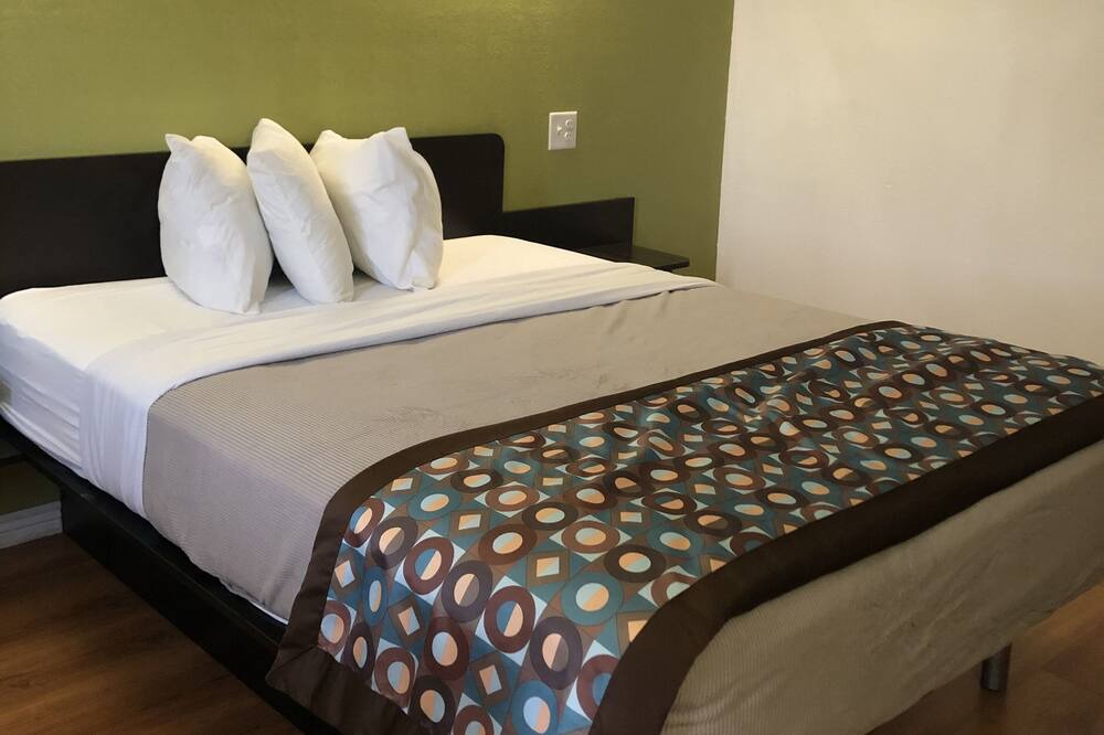 Photo of Bedroom in Scottsbluff