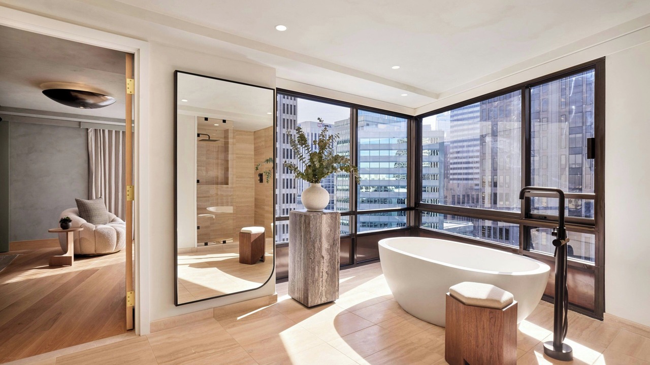 Photo of Bedroom in Financial District
