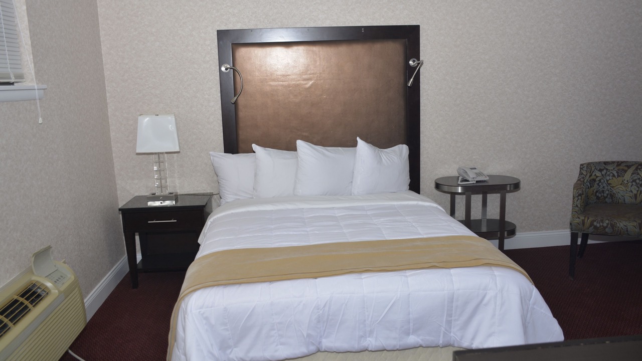 Photo of Bedroom in Wall Township