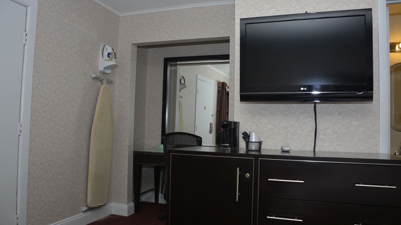 Photo of Bedroom in Wall Township