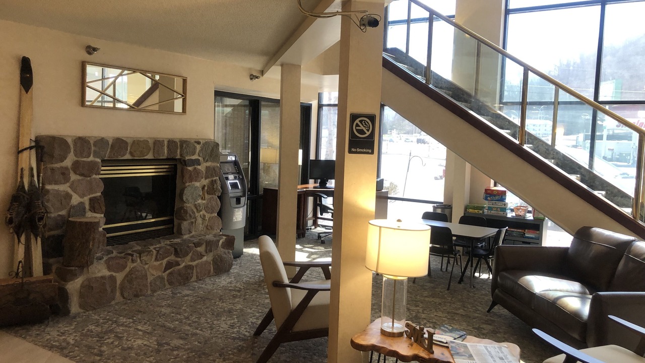 Photo of Livingroom in Winona