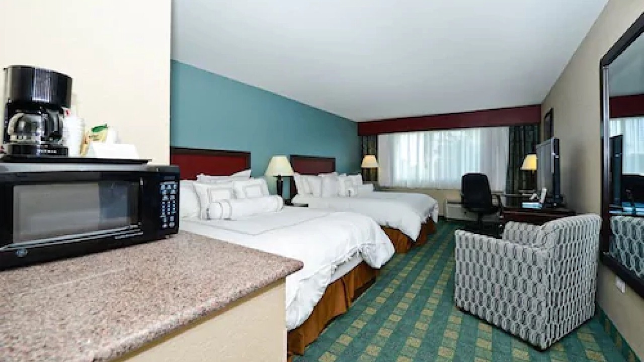 Photo of Bedroom in Lansing