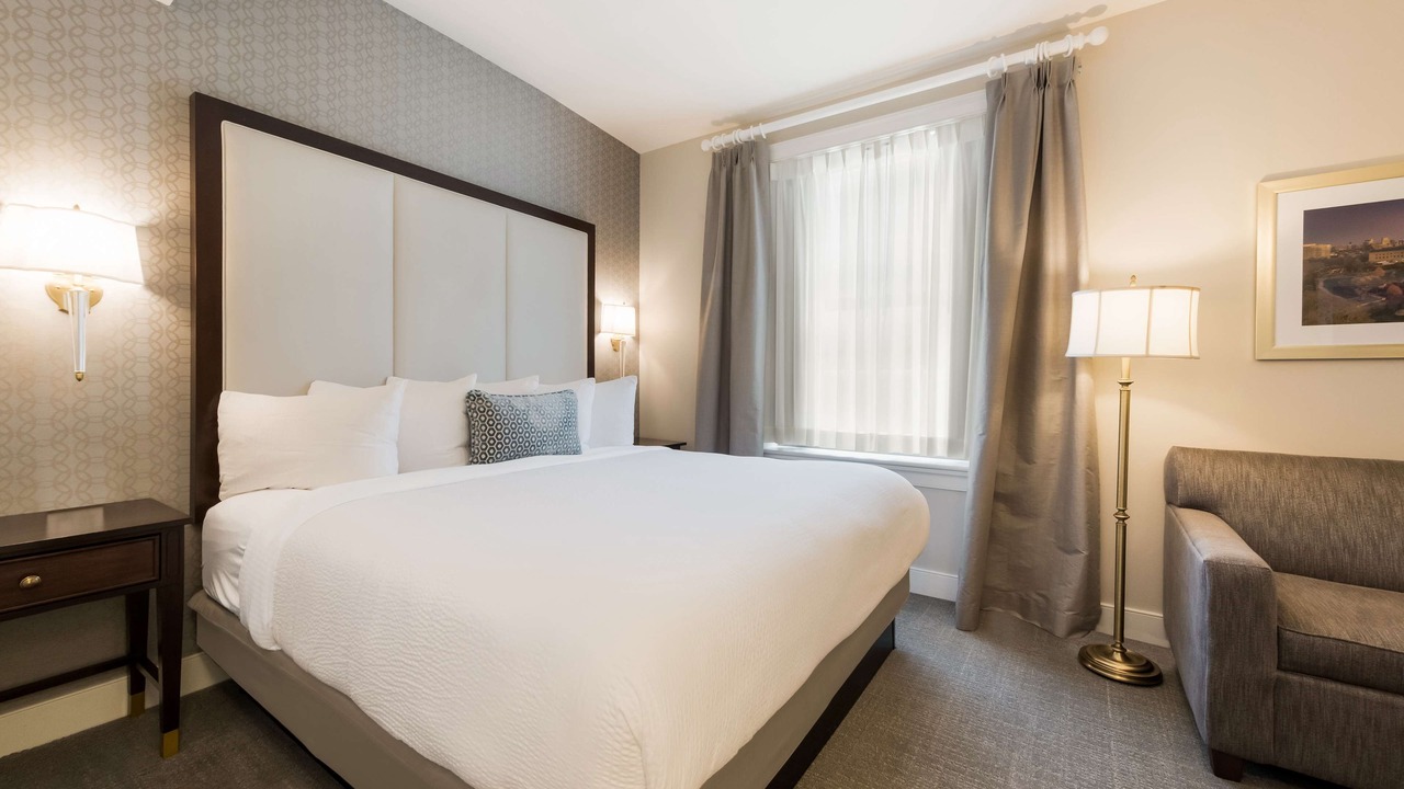 Photo of Bedroom in Center City East