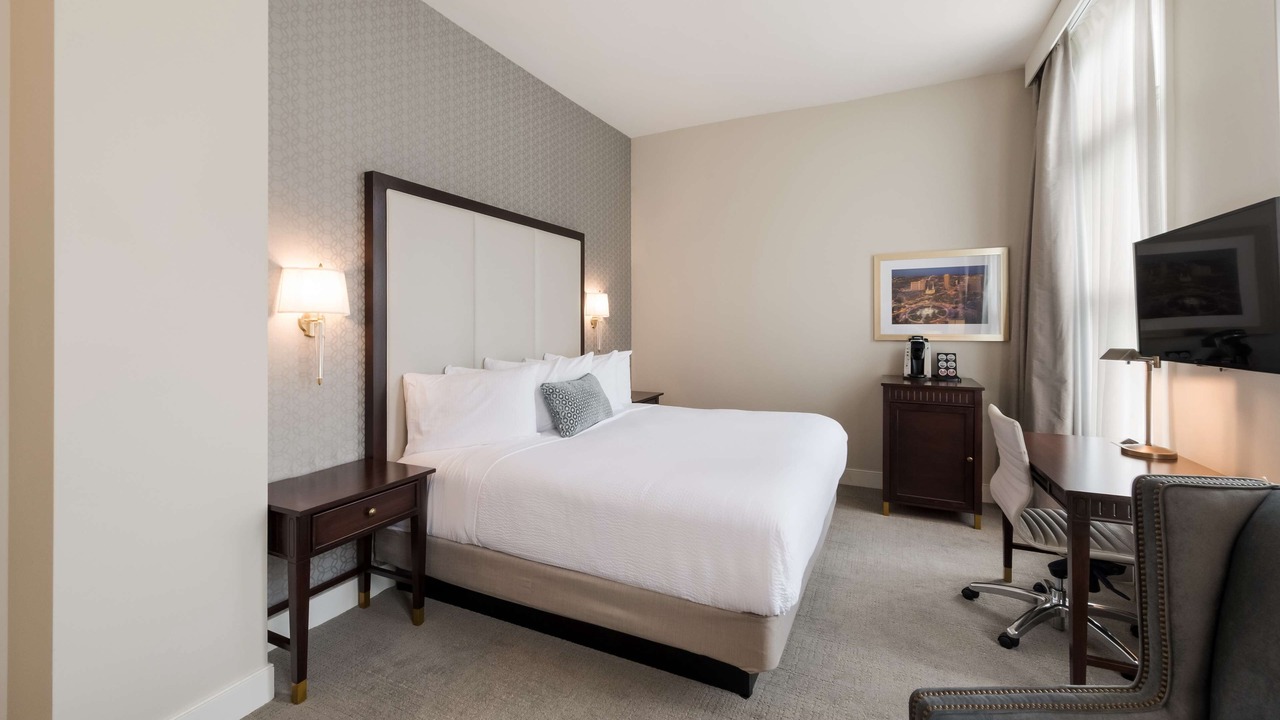 Photo of Bedroom in Center City East
