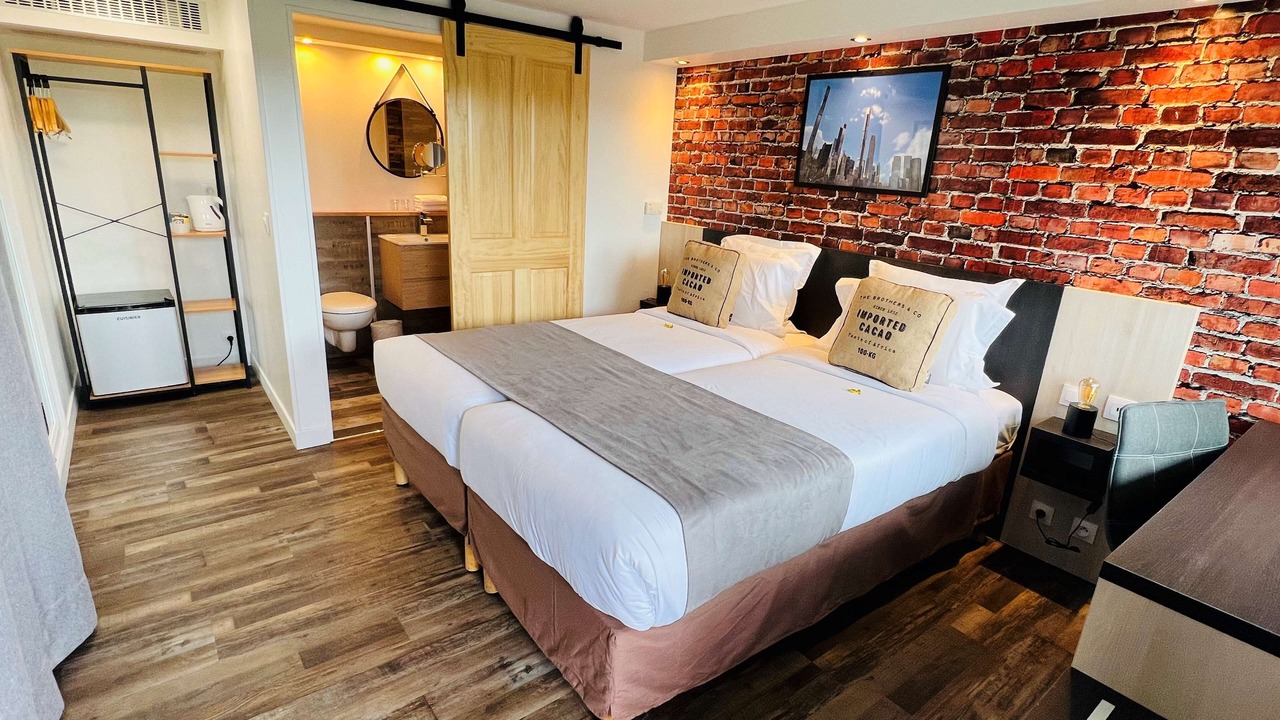 Photo of Bedroom in Lisieux