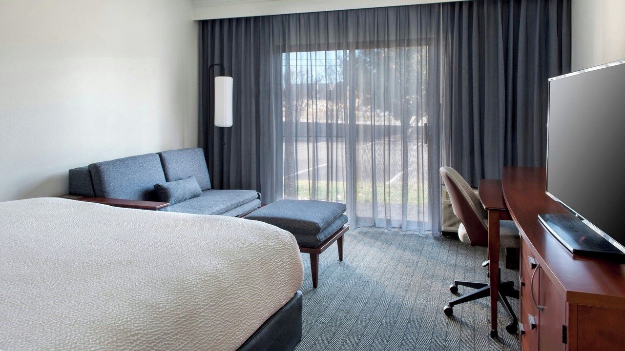 Photo of Bedroom in Parole