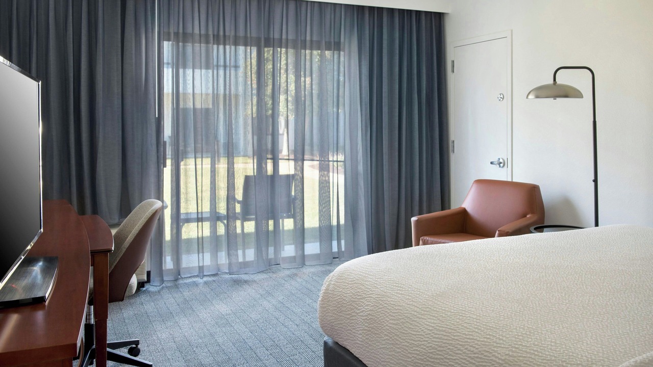Photo of Bedroom in Parole