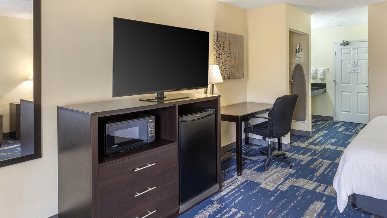 Photo of Bedroom in Frankfort