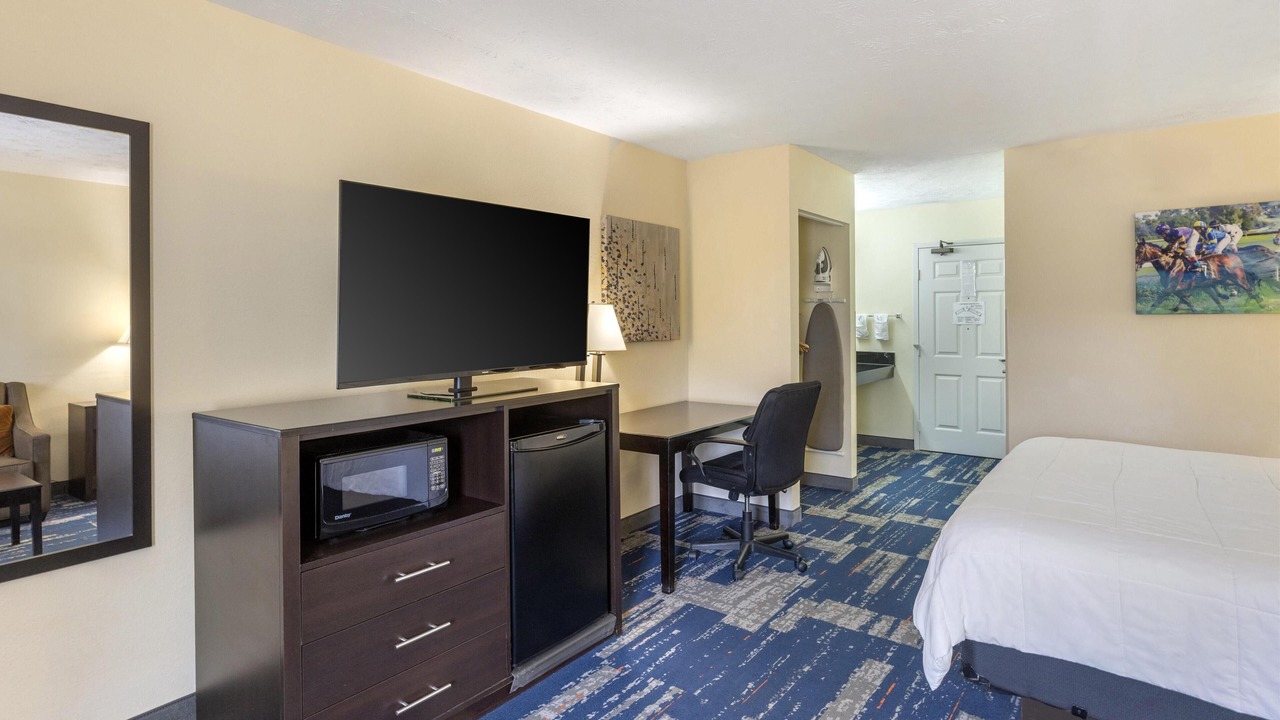 Photo of Bedroom in Frankfort