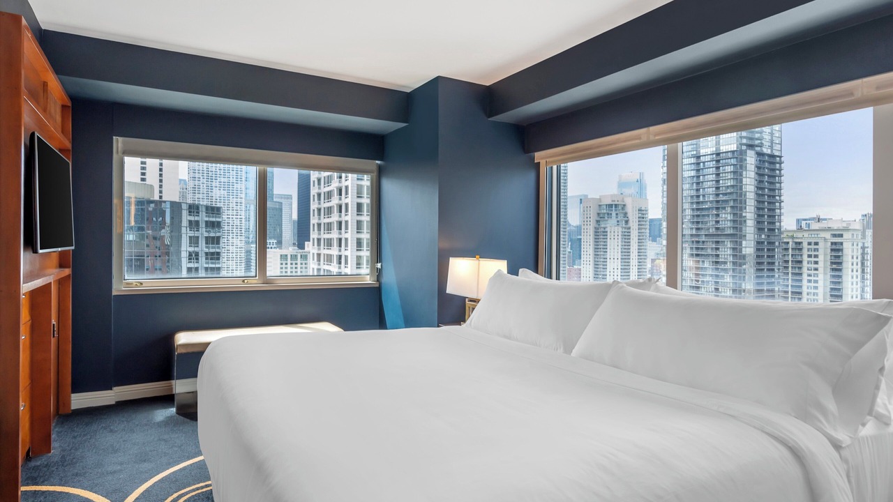Photo of Bedroom in Near North Side