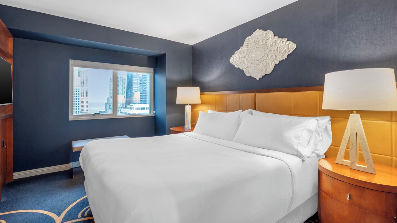 Photo of Bedroom in Near North Side