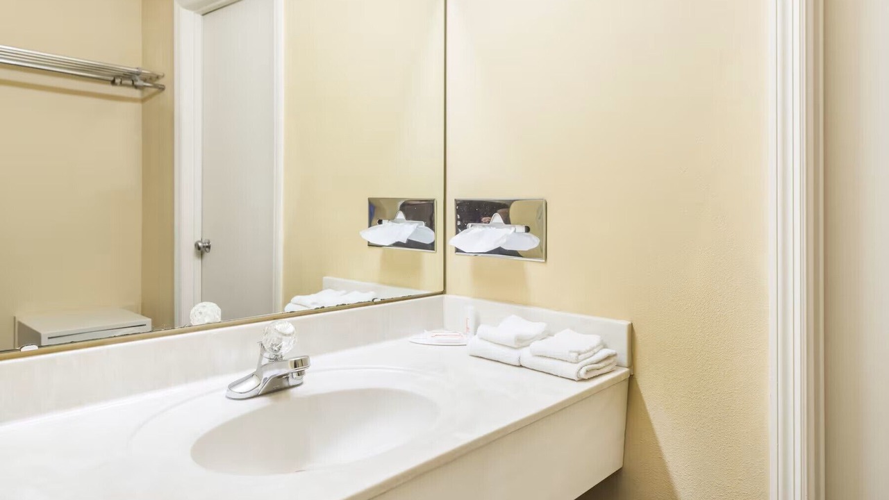 Photo of Bedroom in O'Fallon