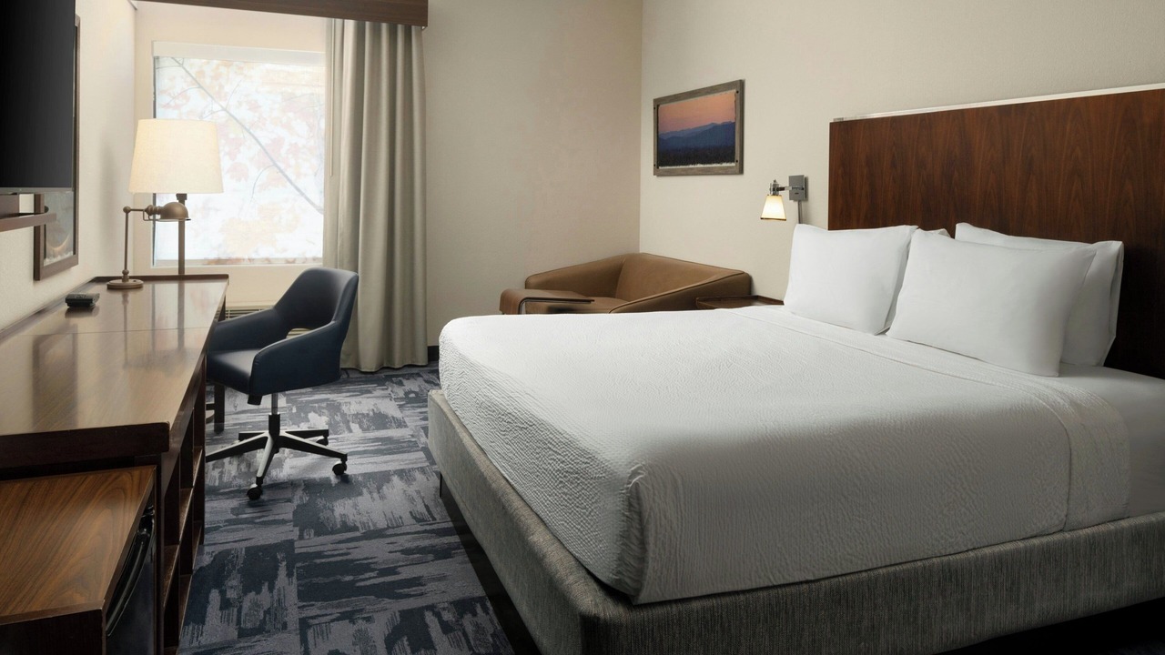 Photo of Bedroom in Graysville