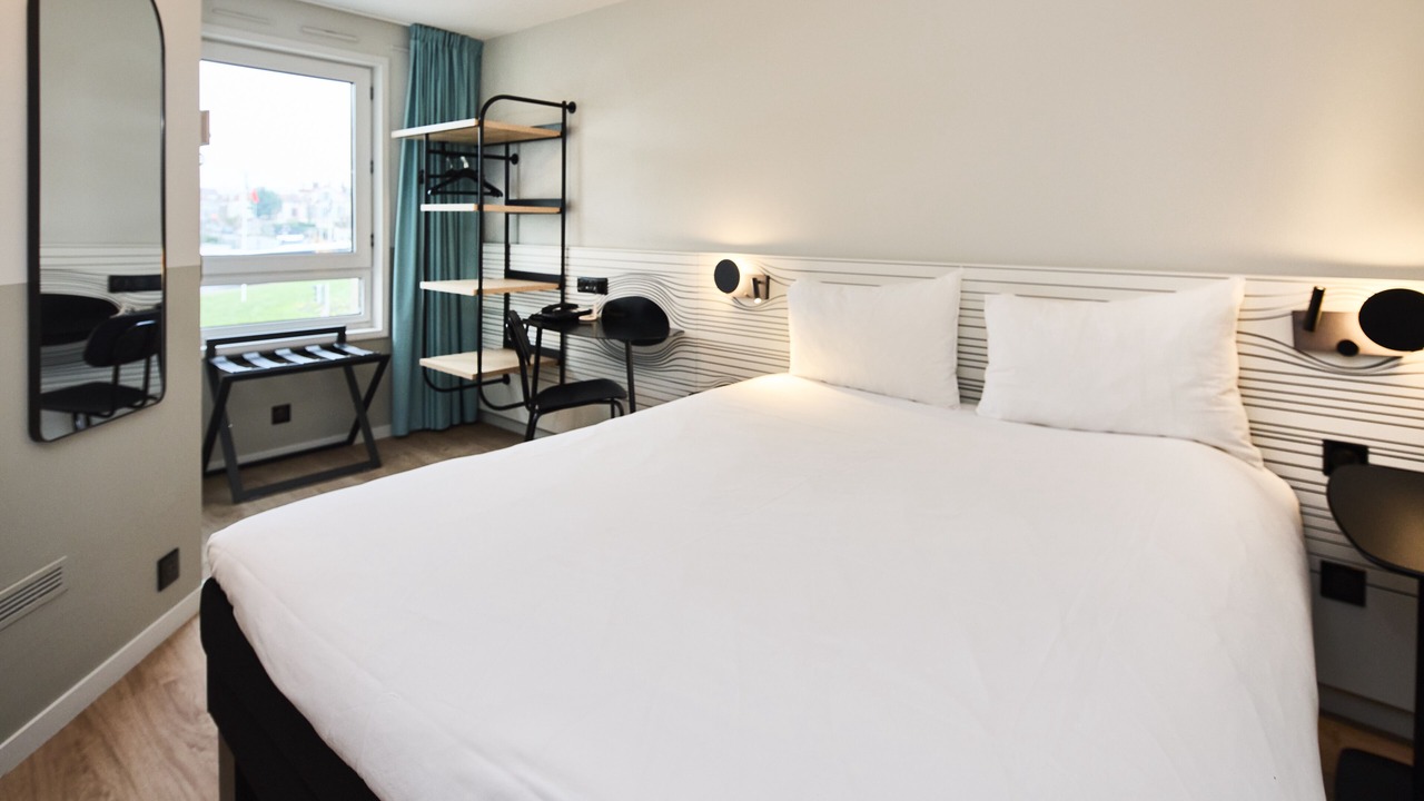 Photo of Bedroom in Poissy