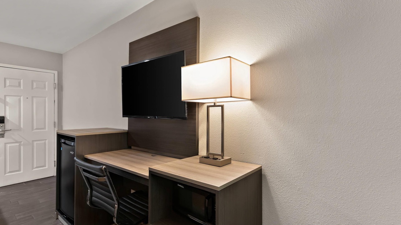 Photo of Bedroom in Western Division