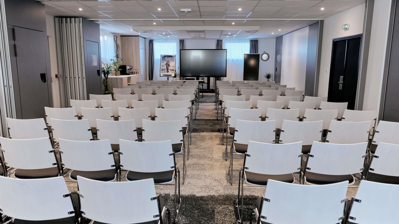 Photo of Others in Aiguerelles