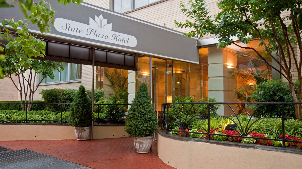 Photo of Outdoor in Foggy Bottom