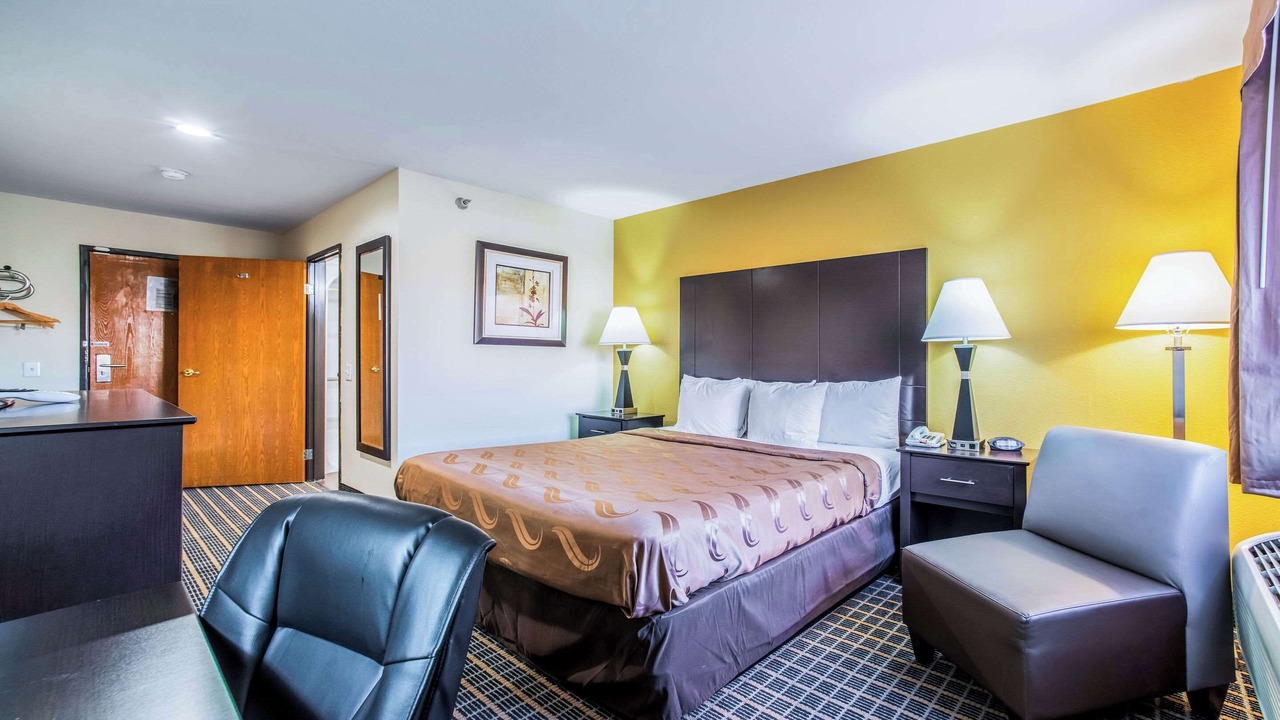 Photo of Bedroom in Carbondale