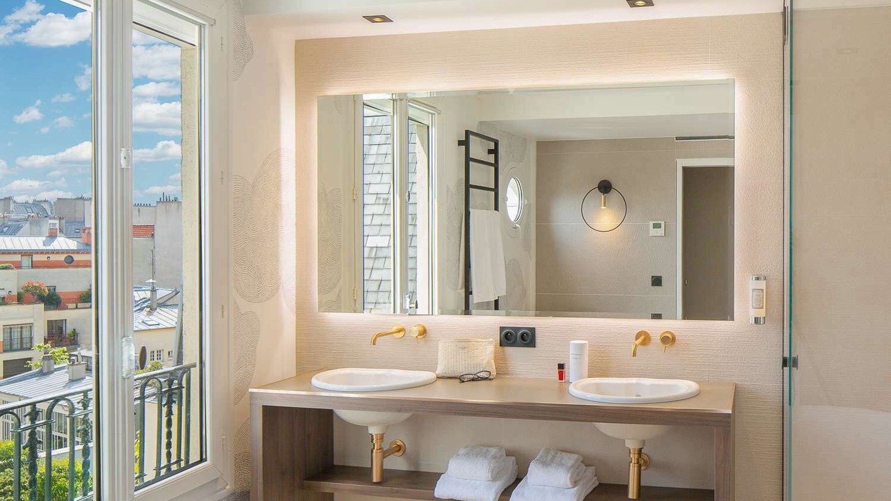 Photo of Bedroom in Notre-Dame-des-Champs