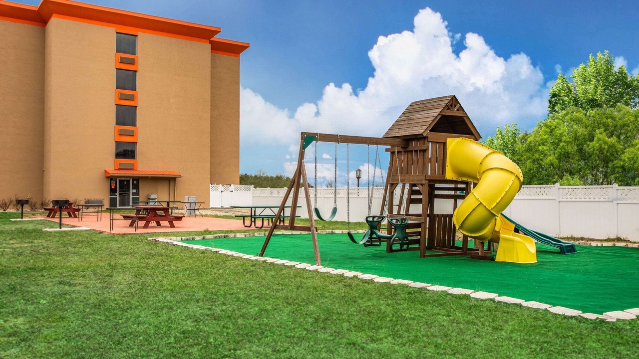 Photo of Outdoor in Lexington
