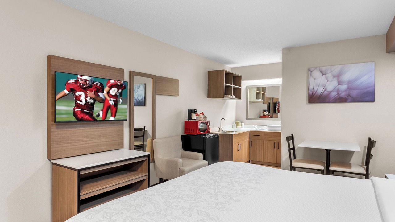 Photo of Bedroom in Hoffman Estates