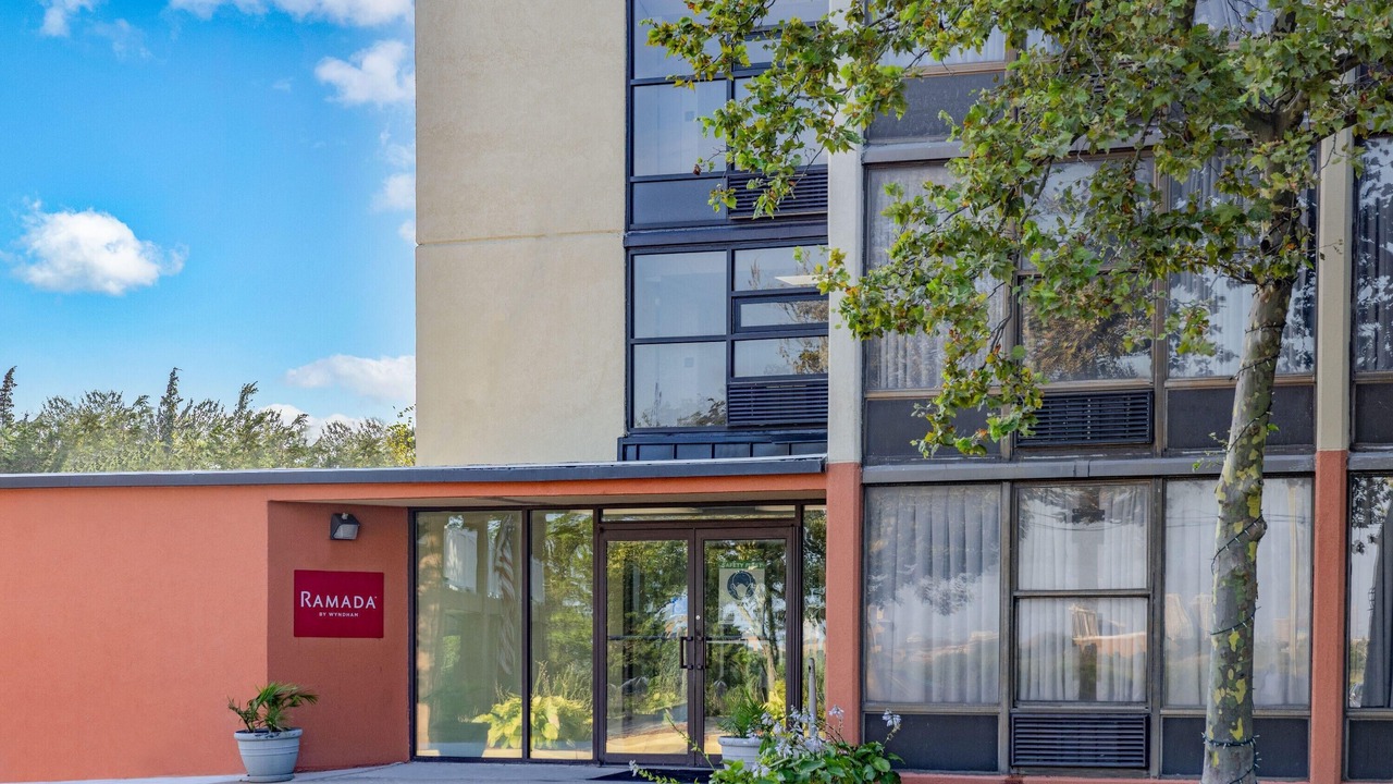 Photo of Outdoor in Pleasantville