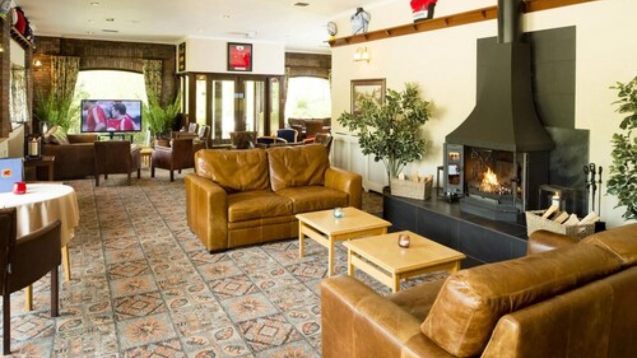 Photo of Others in Llantarnam