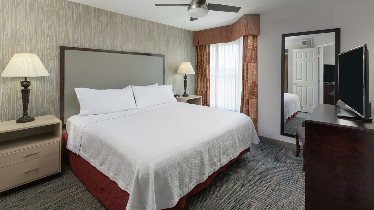 Photo of Bedroom in Schaumburg