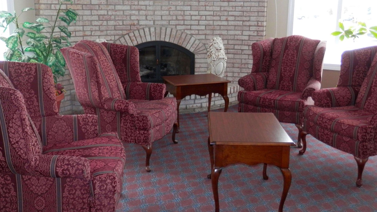 Photo of Livingroom in Fowlerville